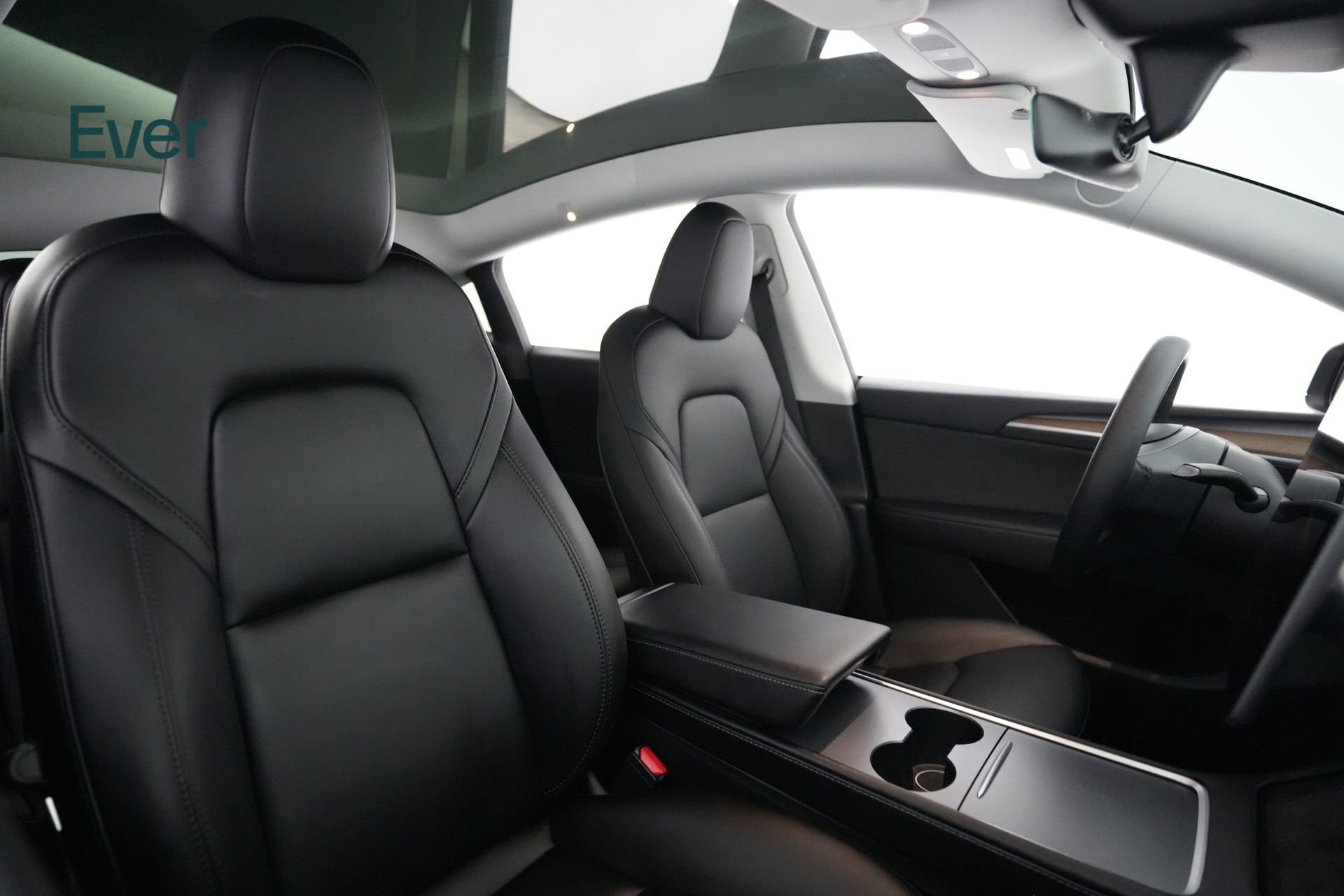 Used 2023 Tesla Model Y 2WD image 23