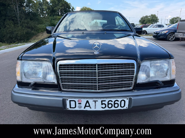 Used 1995 Mercedes-Benz E 320 Convertible image 10
