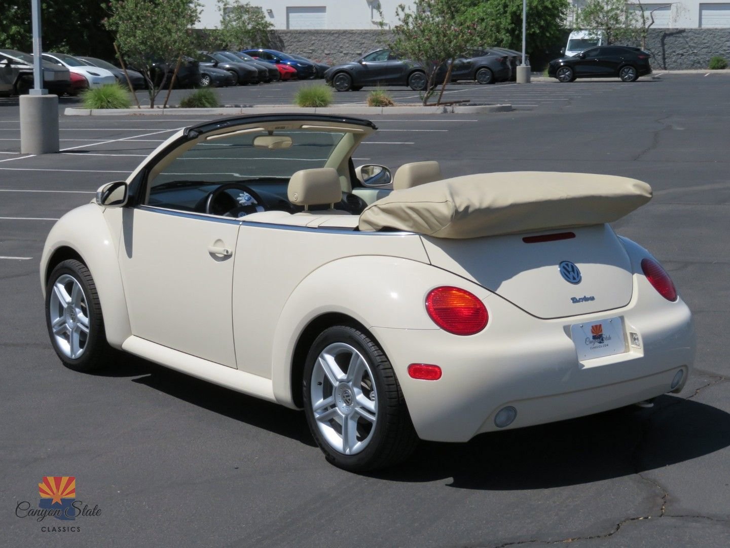 Used 2004 Volkswagen Beetle GLS FWD image 11