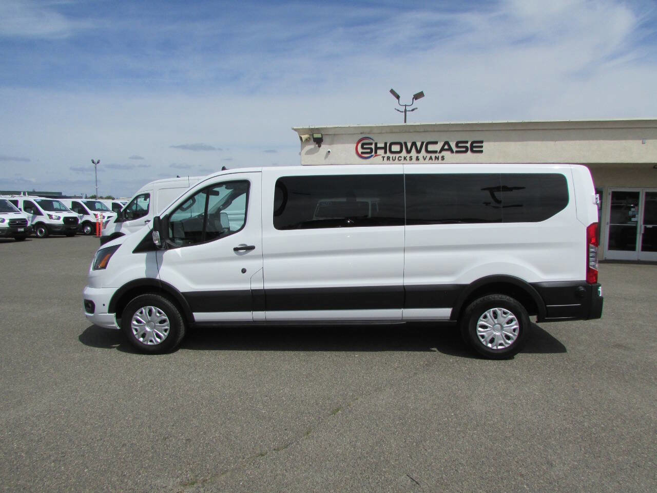 Used 2024 Ford Transit 350 XLT RWD image 10