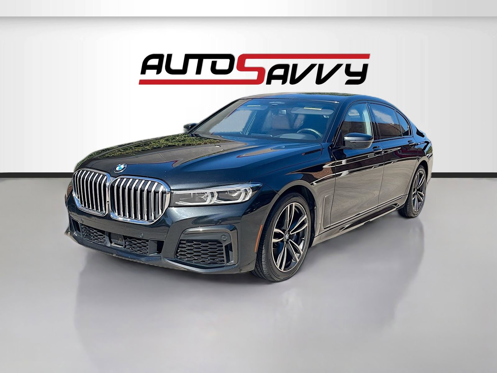Used 2022 BMW 750i xDrive w/ Executive Package AWD/4WD image 3
