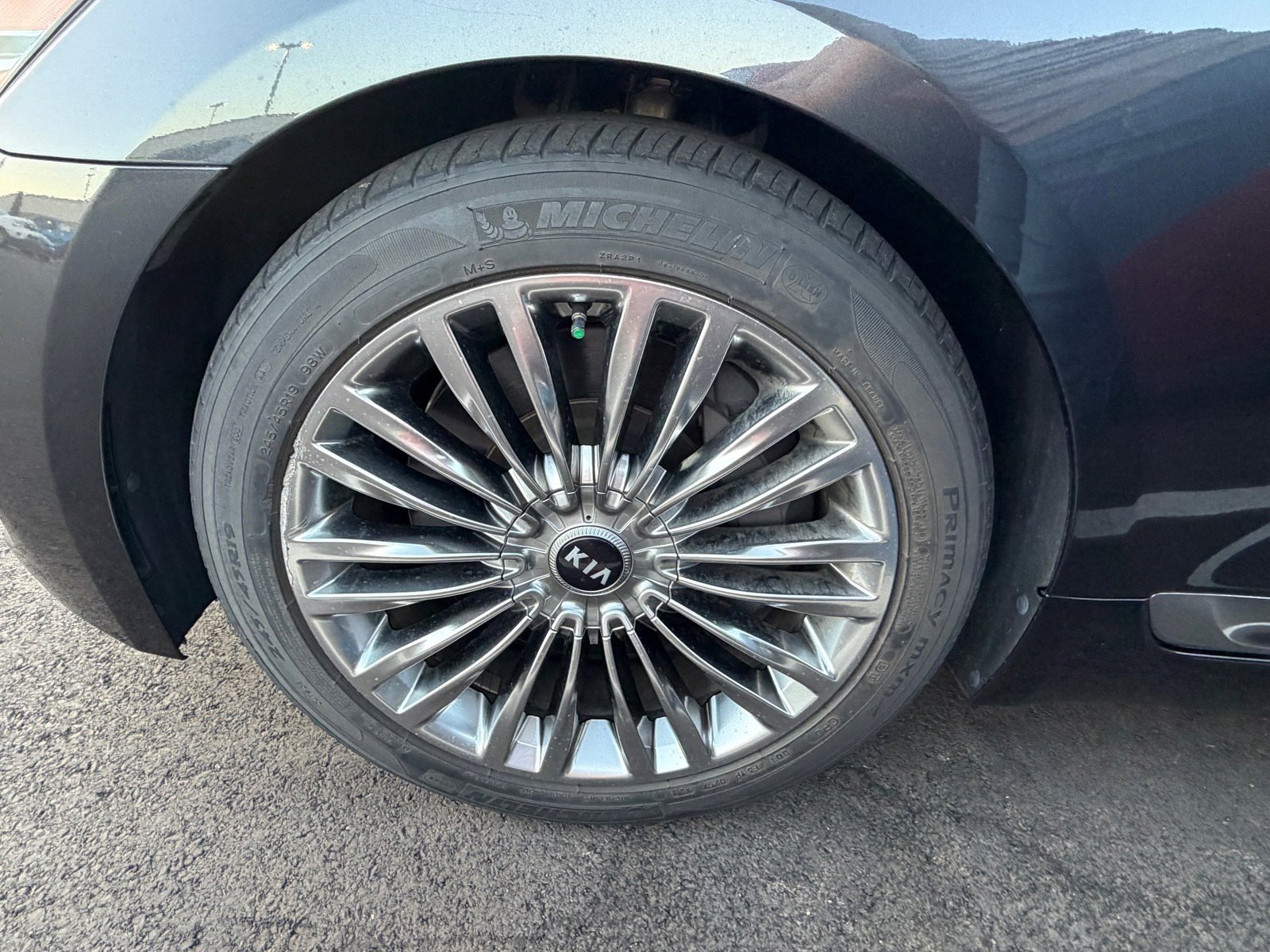 Certified 2020 Kia K900 Luxury image 6