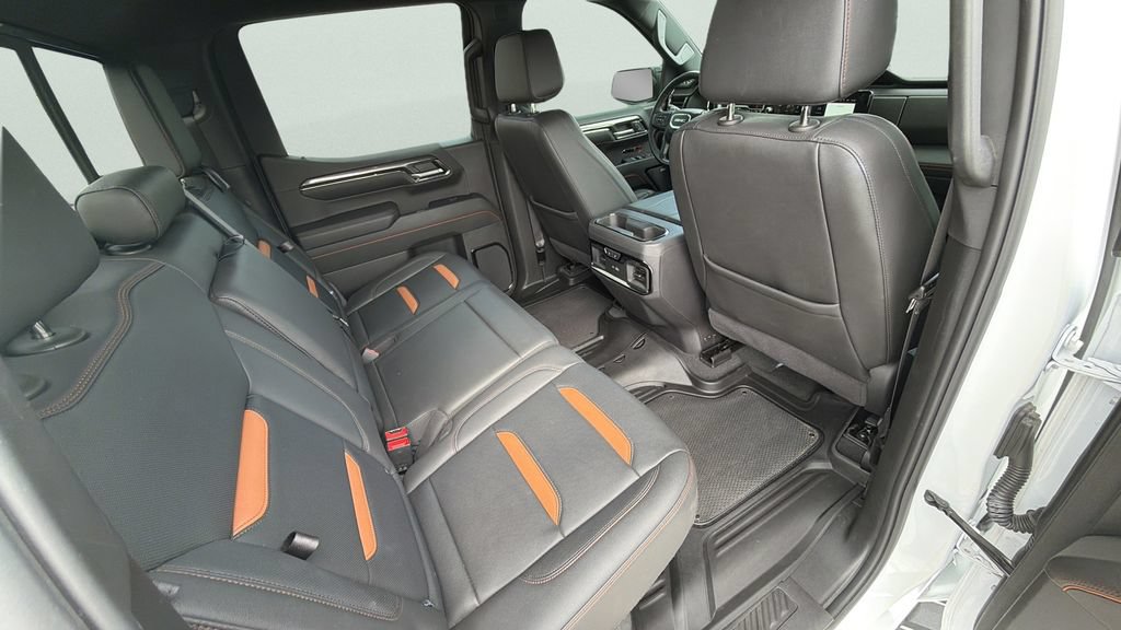 Used 2024 GMC Sierra 1500 AT4 w/ Technology Package AWD/4WD image 21