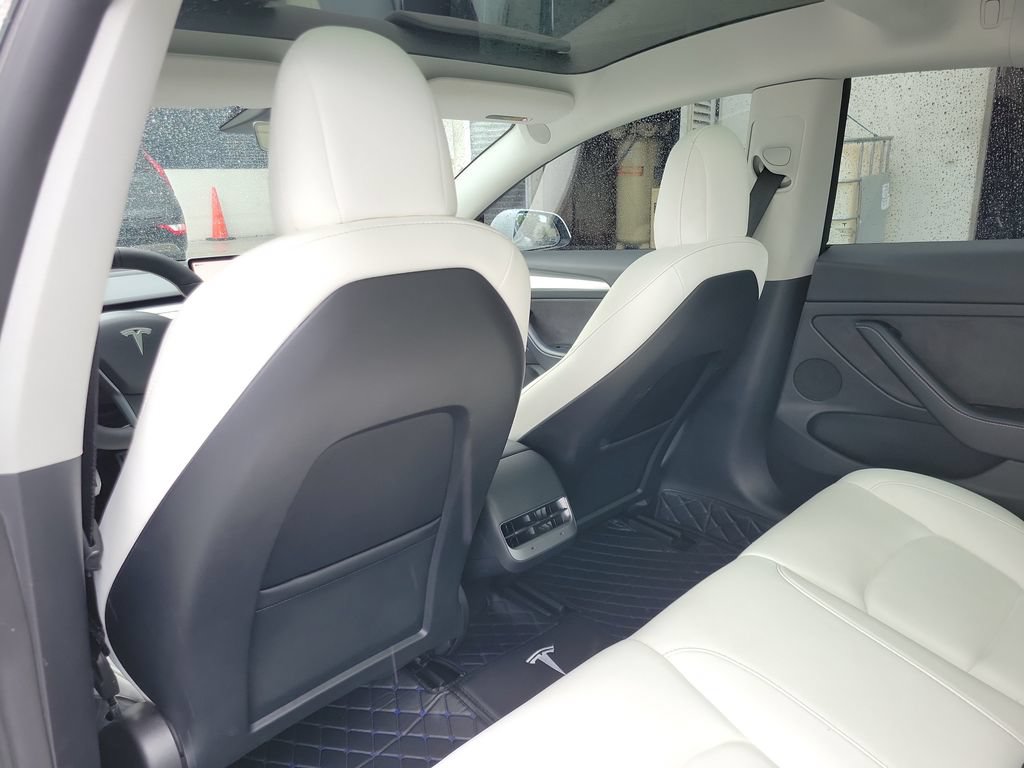 Used 2023 Tesla Model 3 Performance AWD/4WD image 14