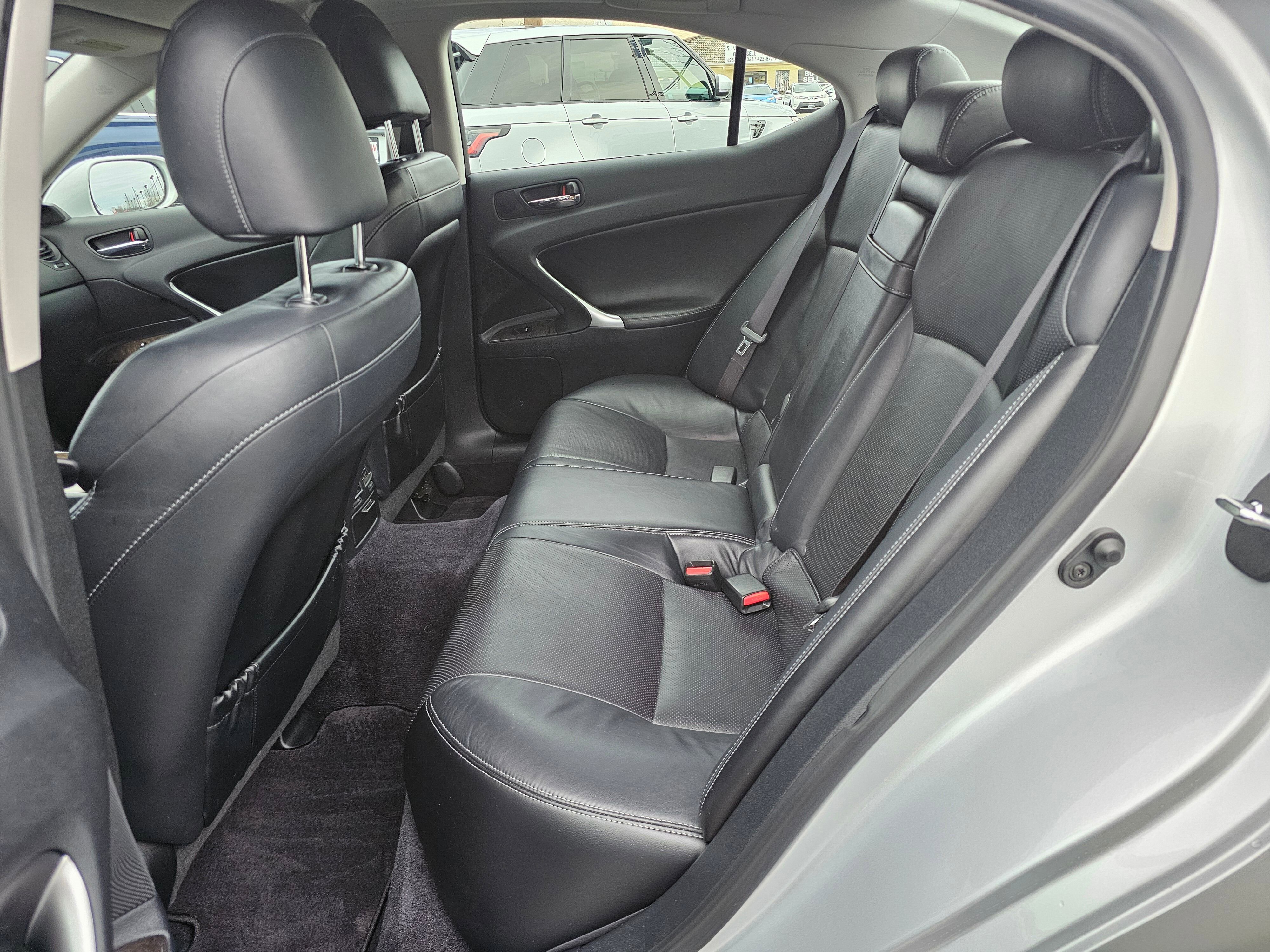 Used 2009 Lexus IS 250 AWD image 16