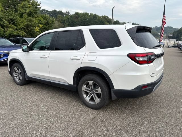 Used 2024 Honda Pilot EX-L image 3