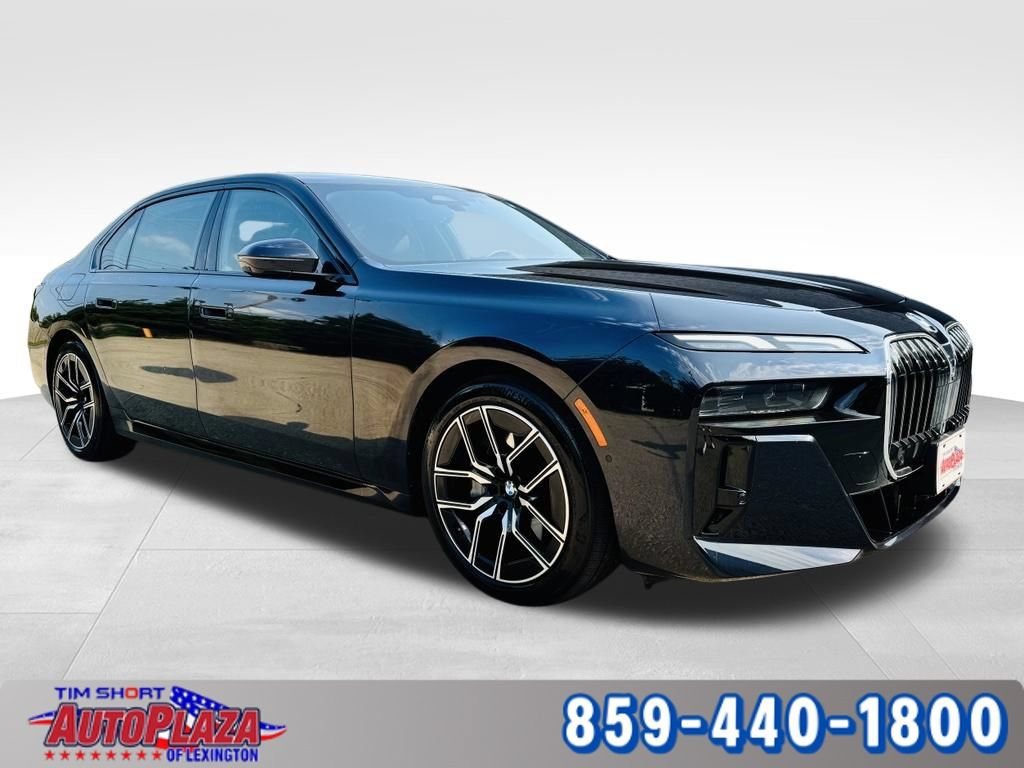 Used 2025 BMW 740i xDrive w/ Premium Package AWD/4WD image 8