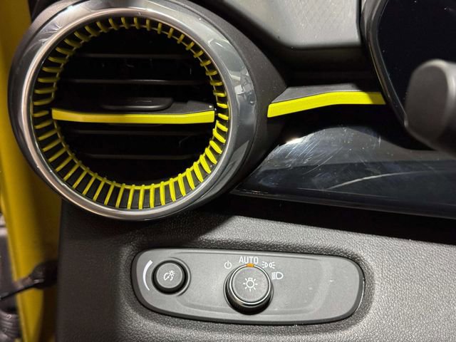 Used 2024 Chevrolet Trax ACTIV w/ Sunroof Package image 20