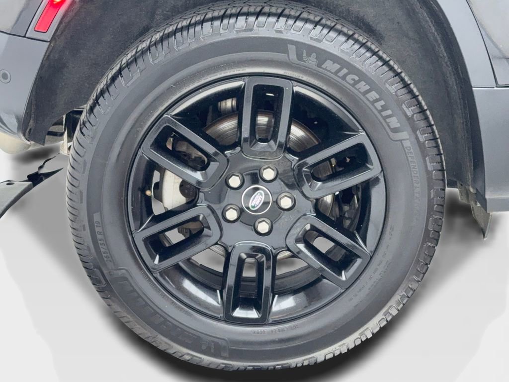 Used 2024 Land Rover Defender 90 S image 48