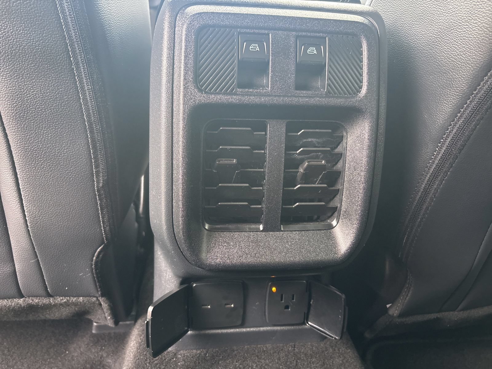 Used 2025 Ford Bronco Outer Banks AWD/4WD image 43