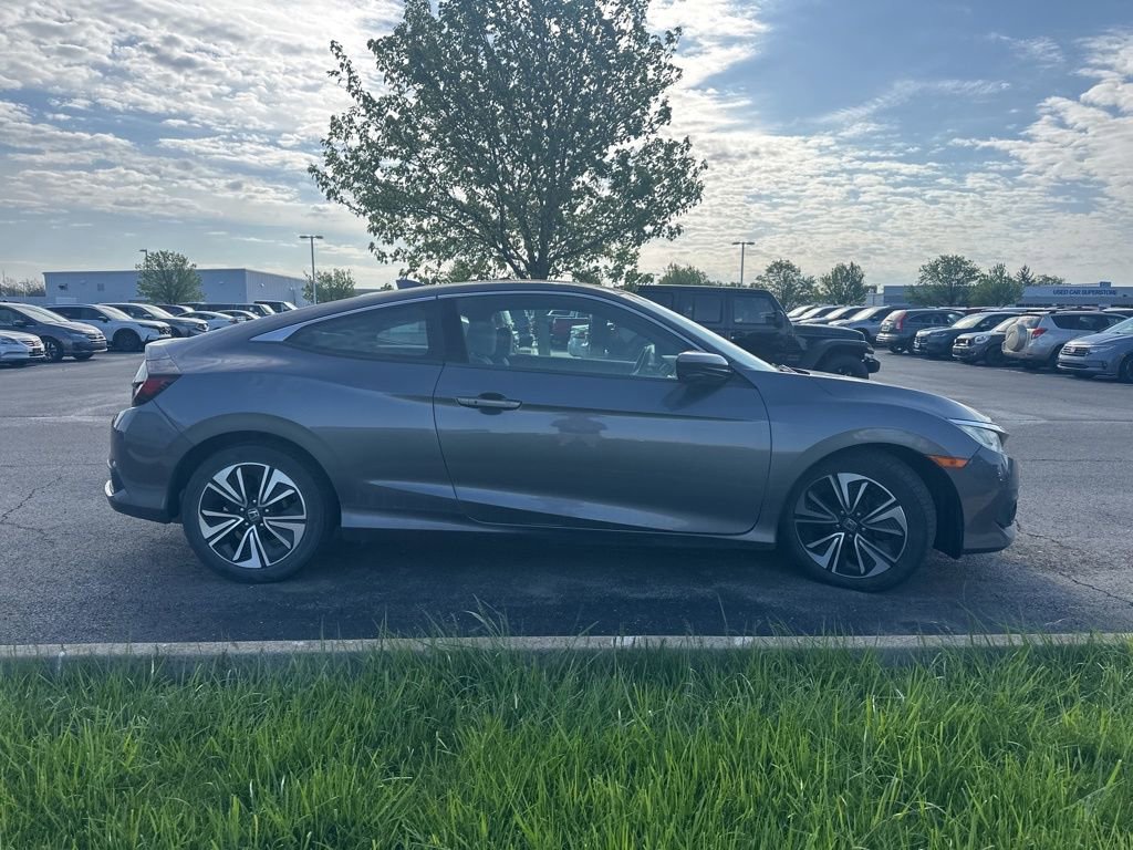 Used 2018 Honda Civic EX-T image 12
