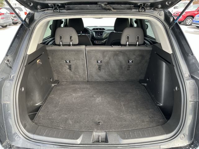 Used 2021 Chevrolet TrailBlazer LS image 21