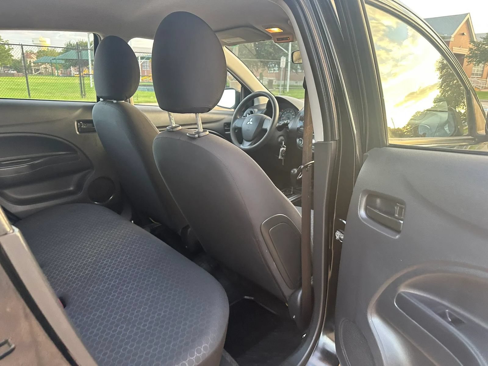 Used 2015 Mitsubishi Mirage DE FWD image 21