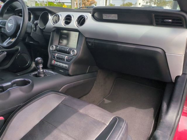 Used 2015 Ford Mustang GT Premium image 26