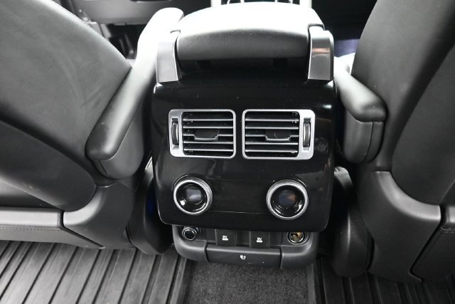 Used 2019 Land Rover Range Rover HSE AWD/4WD image 27