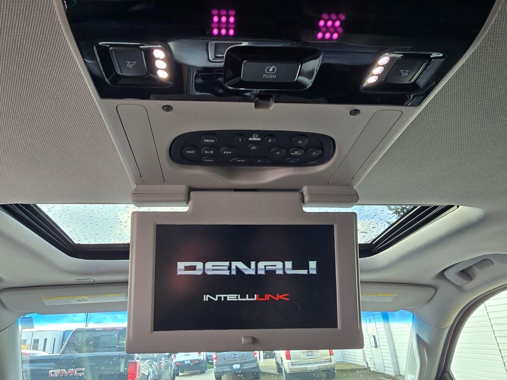 Used 2019 GMC Yukon Denali w/ Denali Ultimate Package image 21