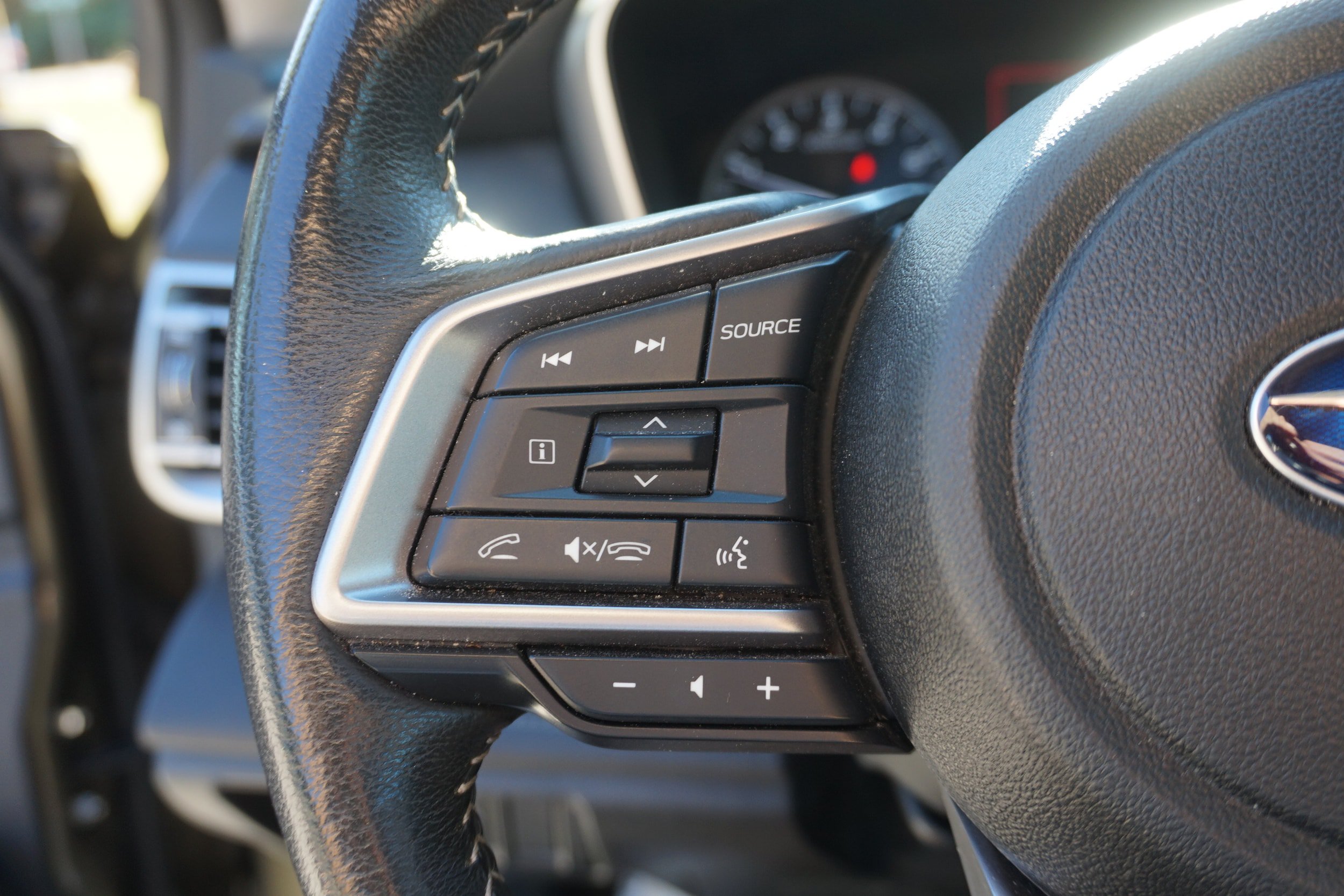 Used 2024 Subaru Outback Limited AWD/4WD image 19