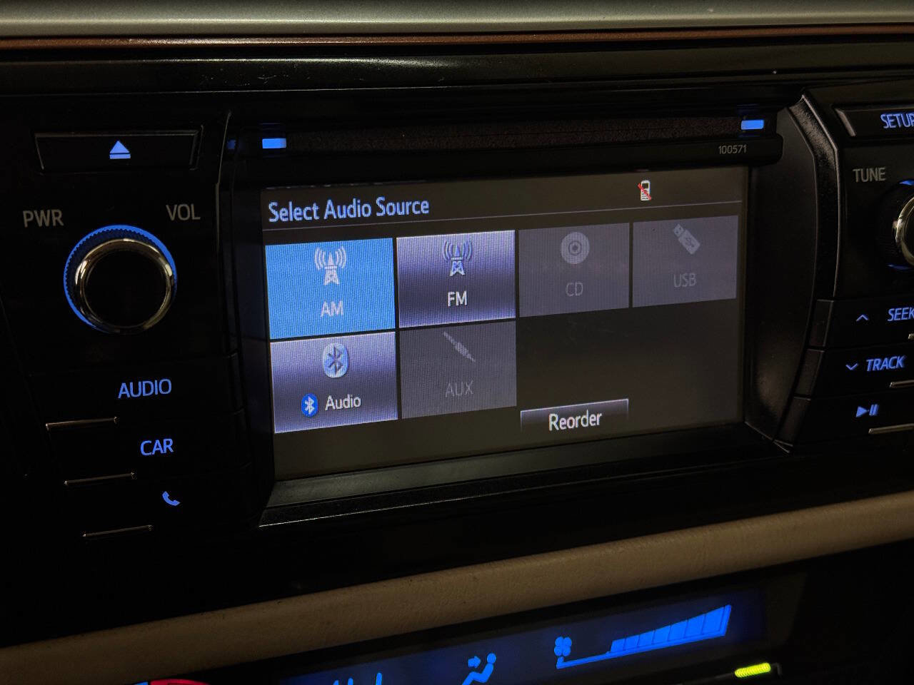 Used 2016 Toyota Corolla LE image 43