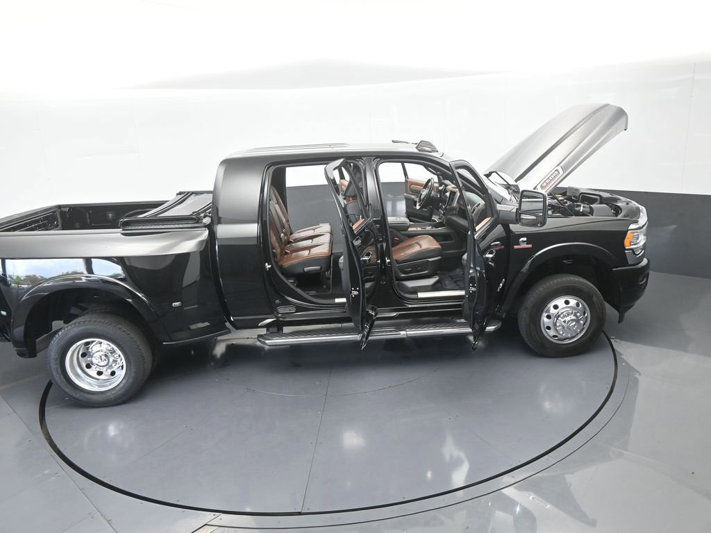 Used 2023 RAM 3500 Limited image 33