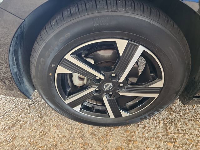 Used 2024 Nissan Sentra SV FWD image 20