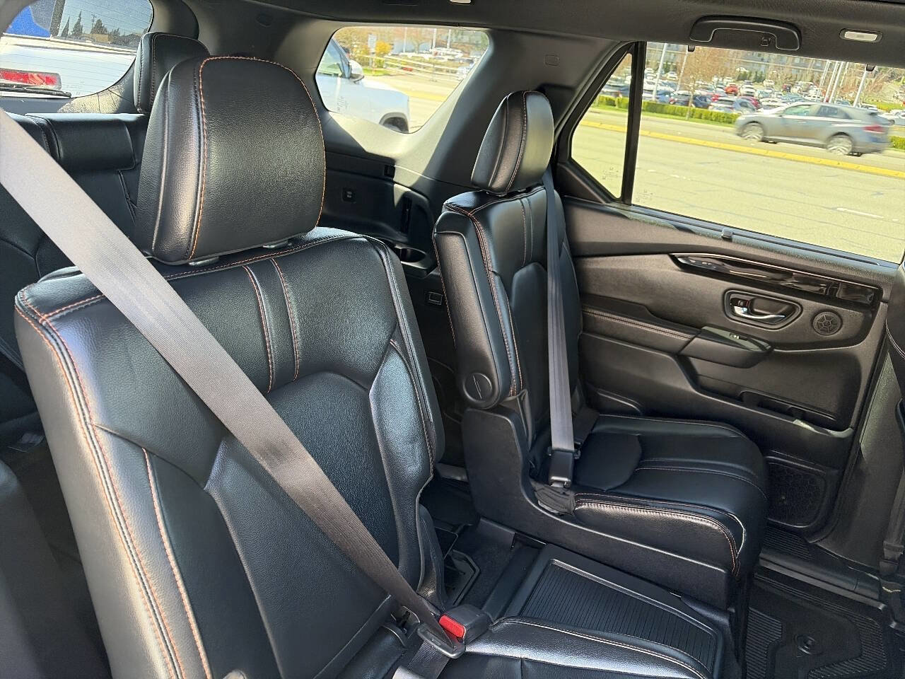 Used 2025 Honda Pilot TrailSport image 26