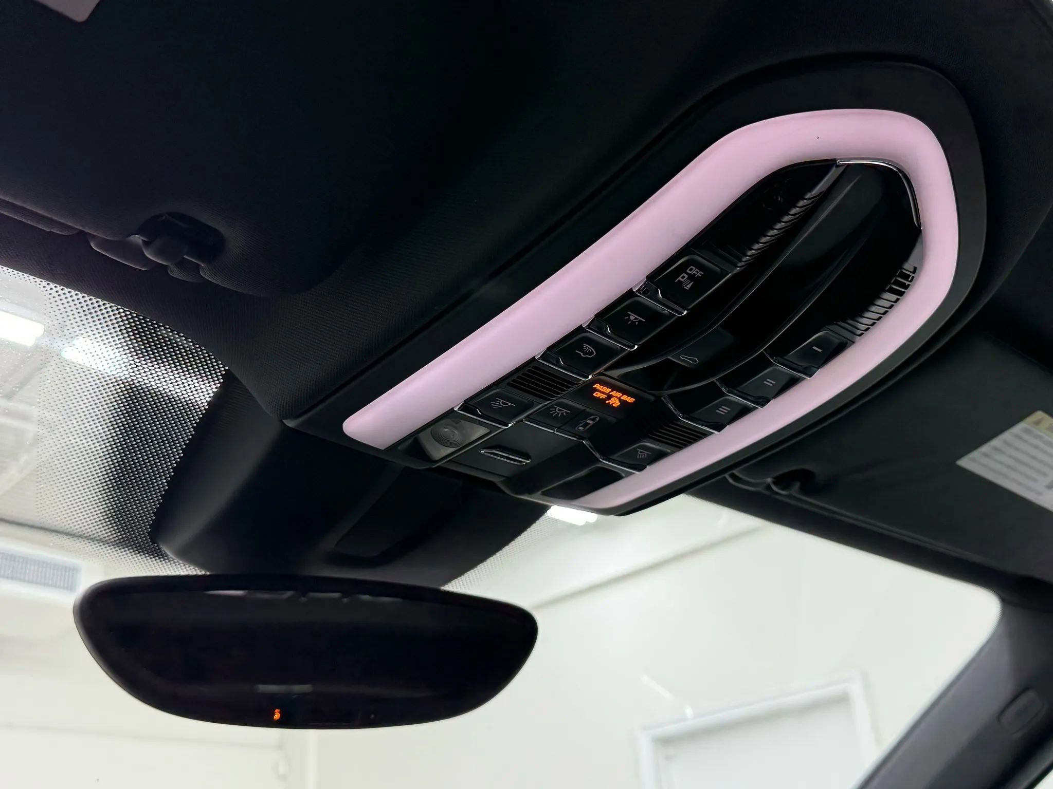 Used 2018 Porsche Cayenne Platinum Edition image 29