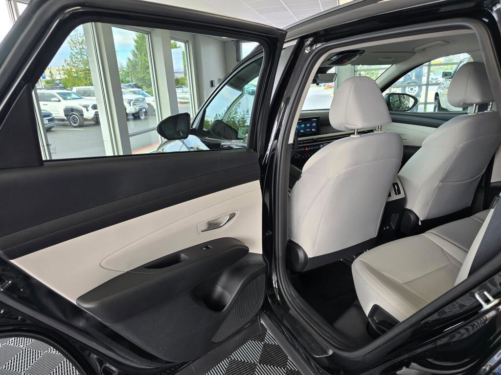 Used 2025 Hyundai Tucson SEL AWD/4WD image 36