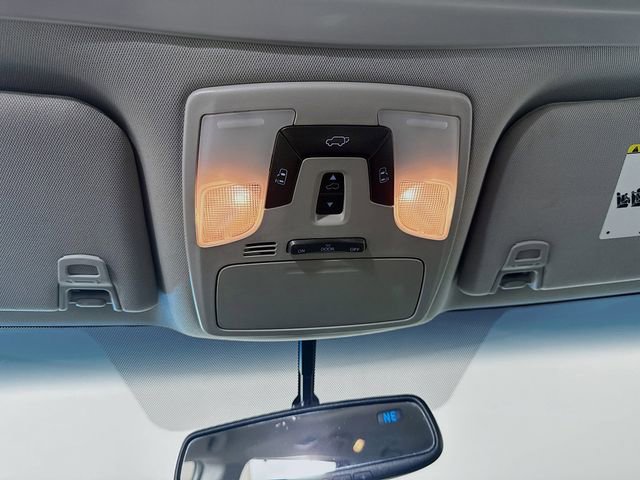 Used 2016 Toyota Sienna FWD image 18