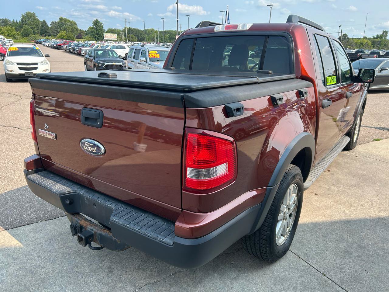 Used 2010 Ford Explorer Sport Trac XLT AWD/4WD image 5