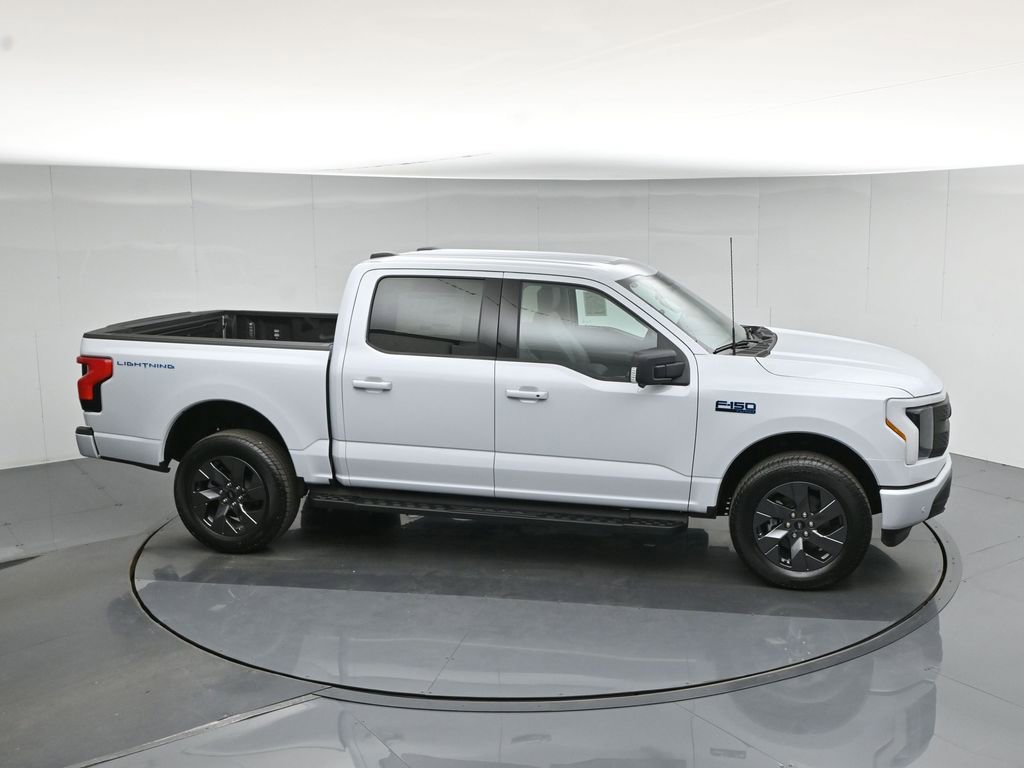 New 2025 Ford F150 Lightning Flash AWD/4WD image 54