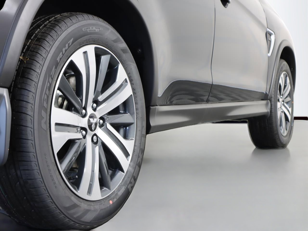 New 2024 Mitsubishi Outlander Sport SE image 15