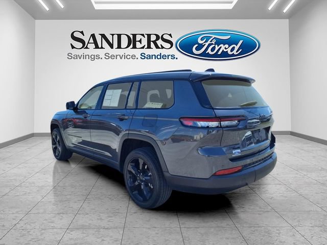 Used 2023 Jeep Grand Cherokee L Laredo AWD/4WD image 4