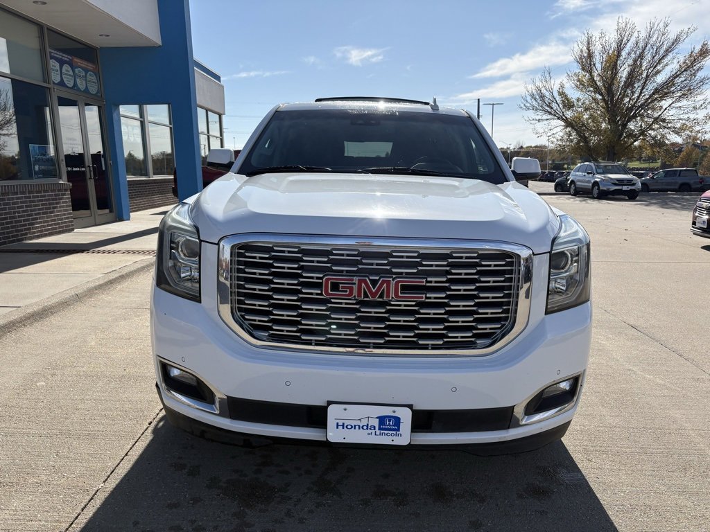 Used 2020 GMC Yukon XL Denali image 2