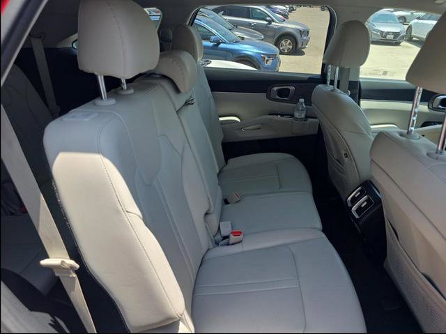 Used 2022 Kia Sorento S AWD/4WD image 9