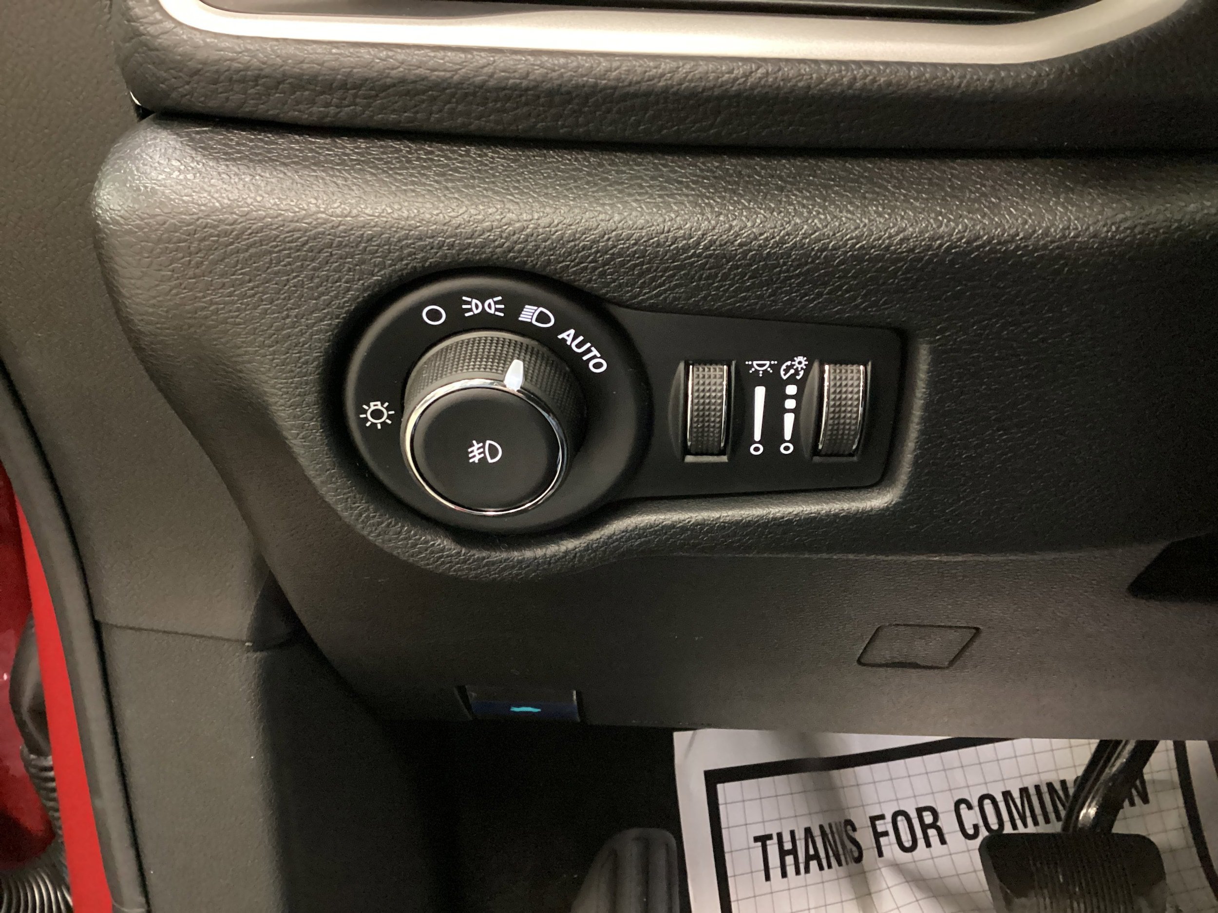 New 2026 Chrysler Pacifica Select FWD image 19