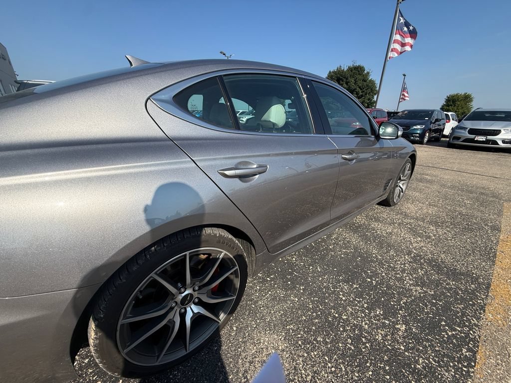Used 2025 Genesis G70 2.5T AWD/4WD image 39