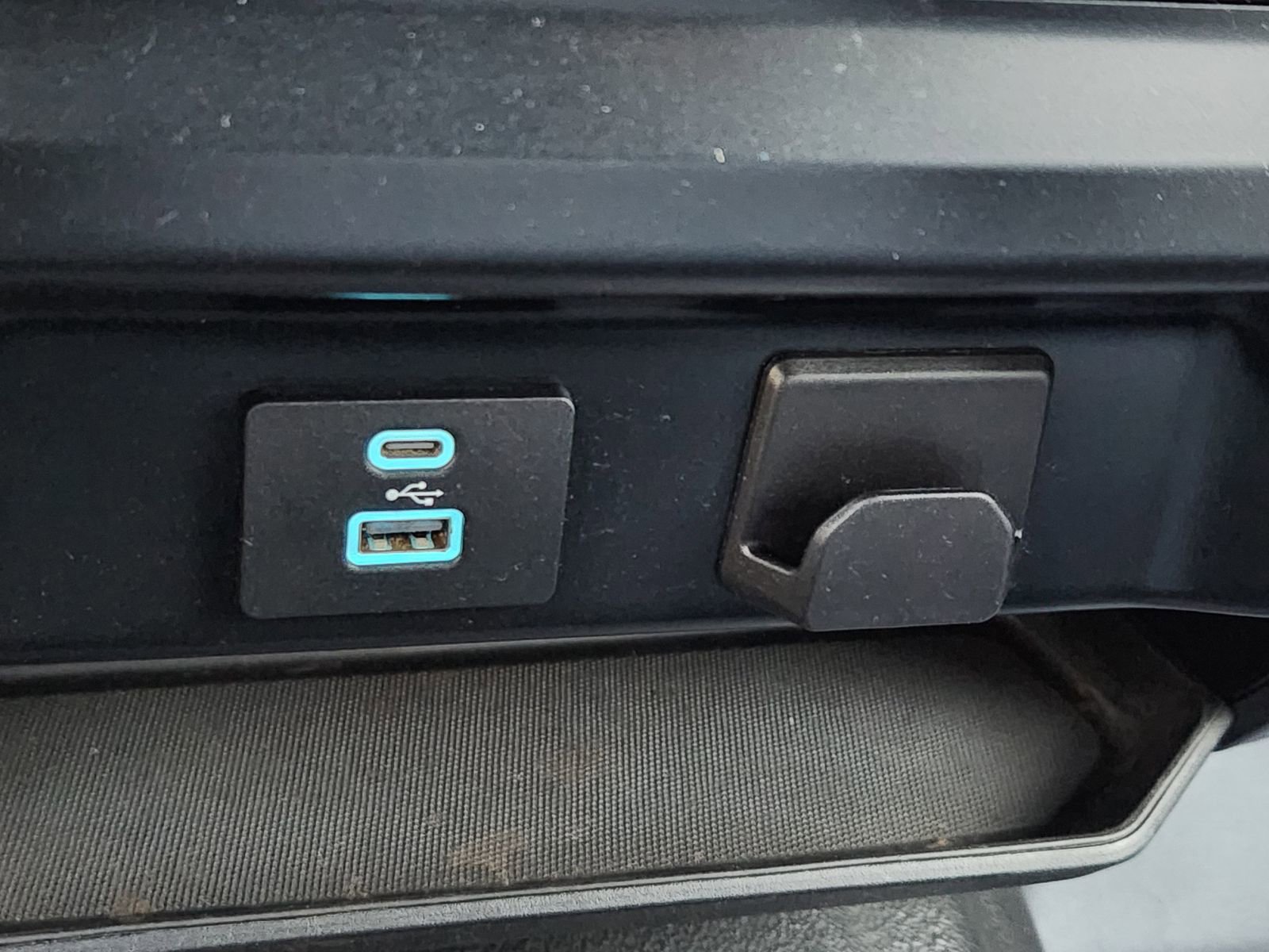 Used 2023 Ford F150 XL w/ Trailer Tow Package image 24