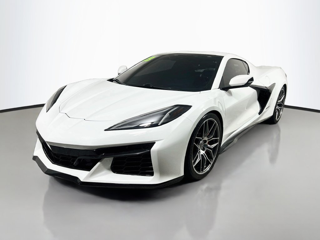 Used 2023 Chevrolet Corvette Z06 RWD image 7
