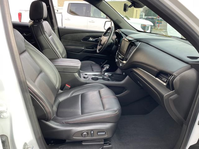 Used 2024 Chevrolet Traverse RS image 45