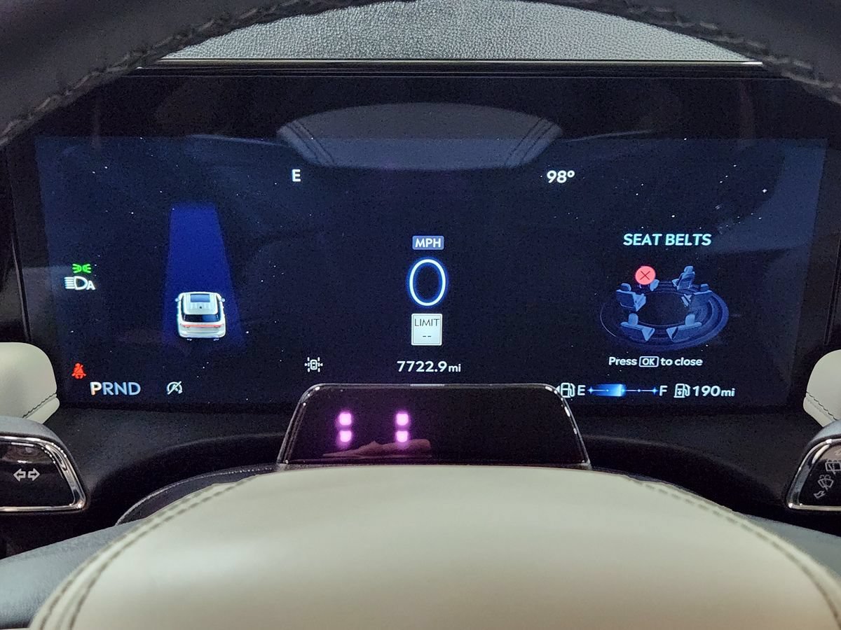 Used 2025 Lincoln Aviator 2WD image 34