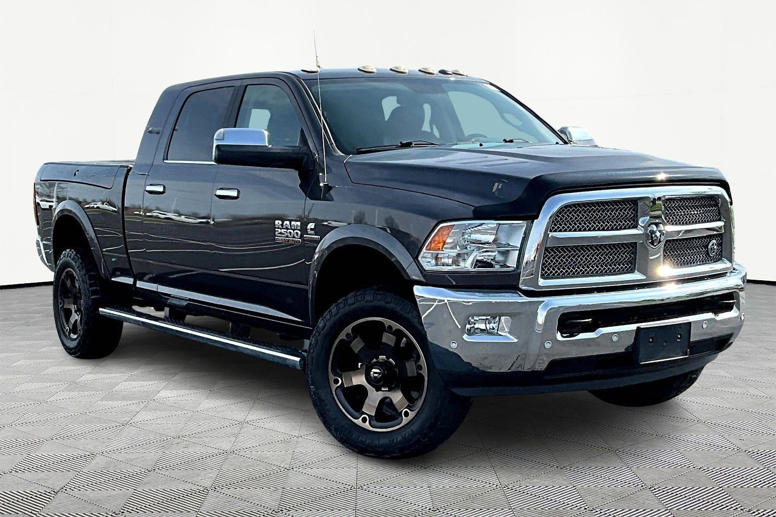 Used 2018 RAM 2500 Lone Star image 3