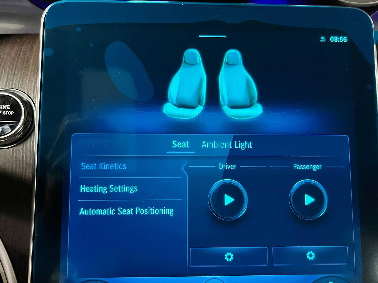 Used 2025 Mercedes-Benz C 300 4MATIC Sedan image 27