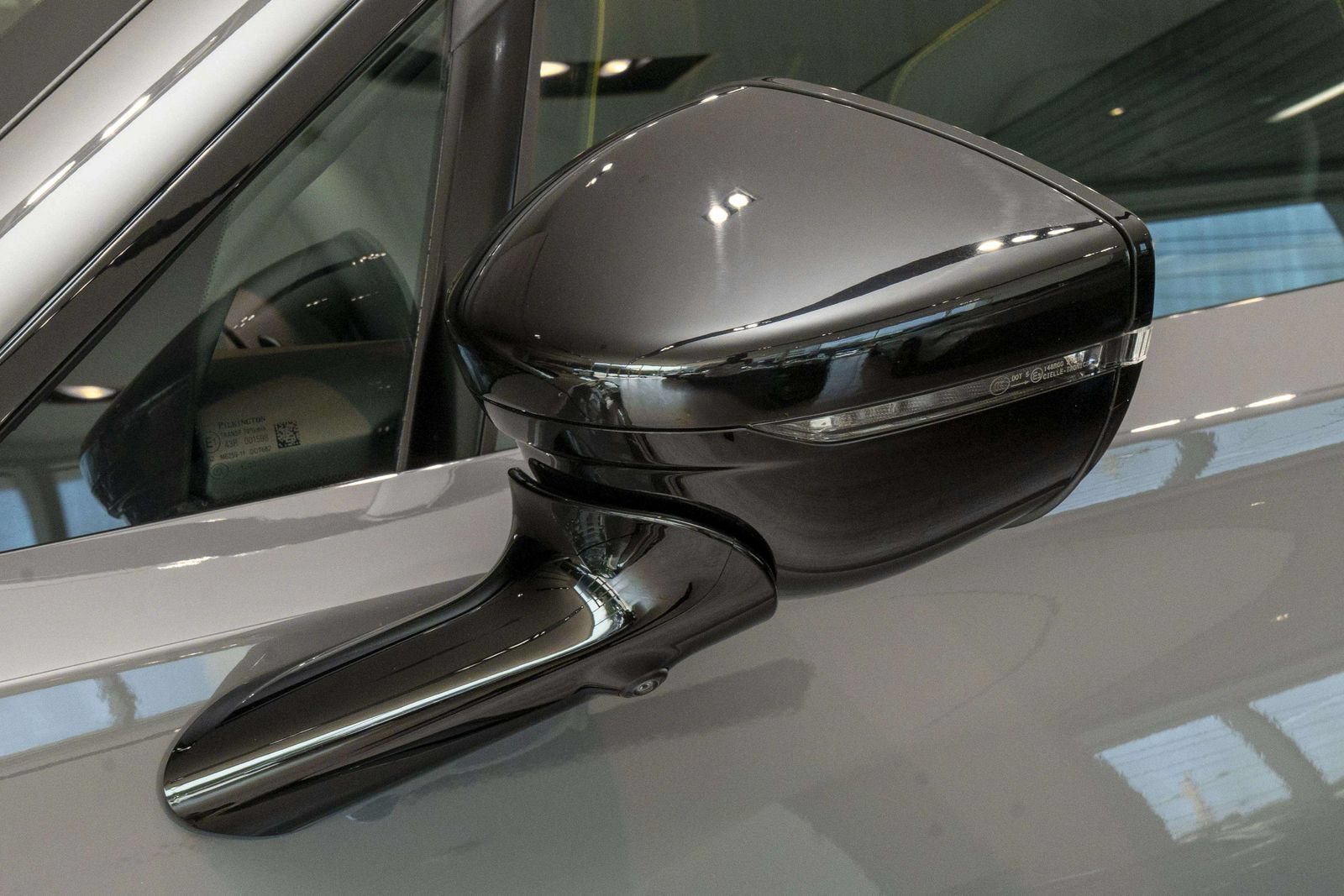New 2026 Aston Martin DBX 707 AWD/4WD image 59