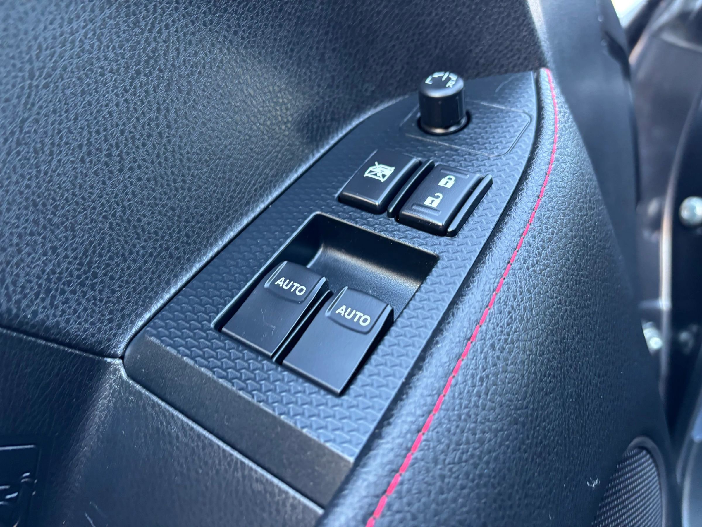 Used 2015 Scion FR-S image 40