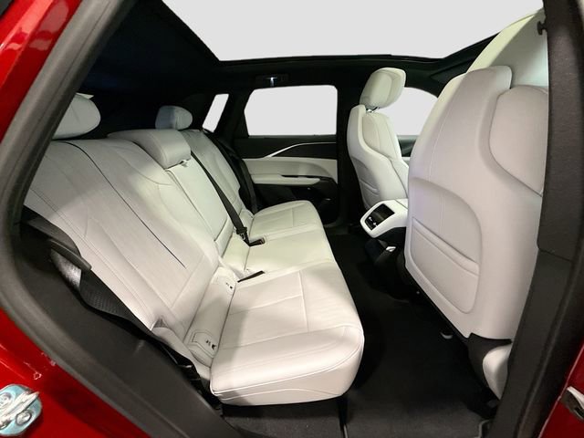 New 2025 Cadillac Lyriq Luxury image 24