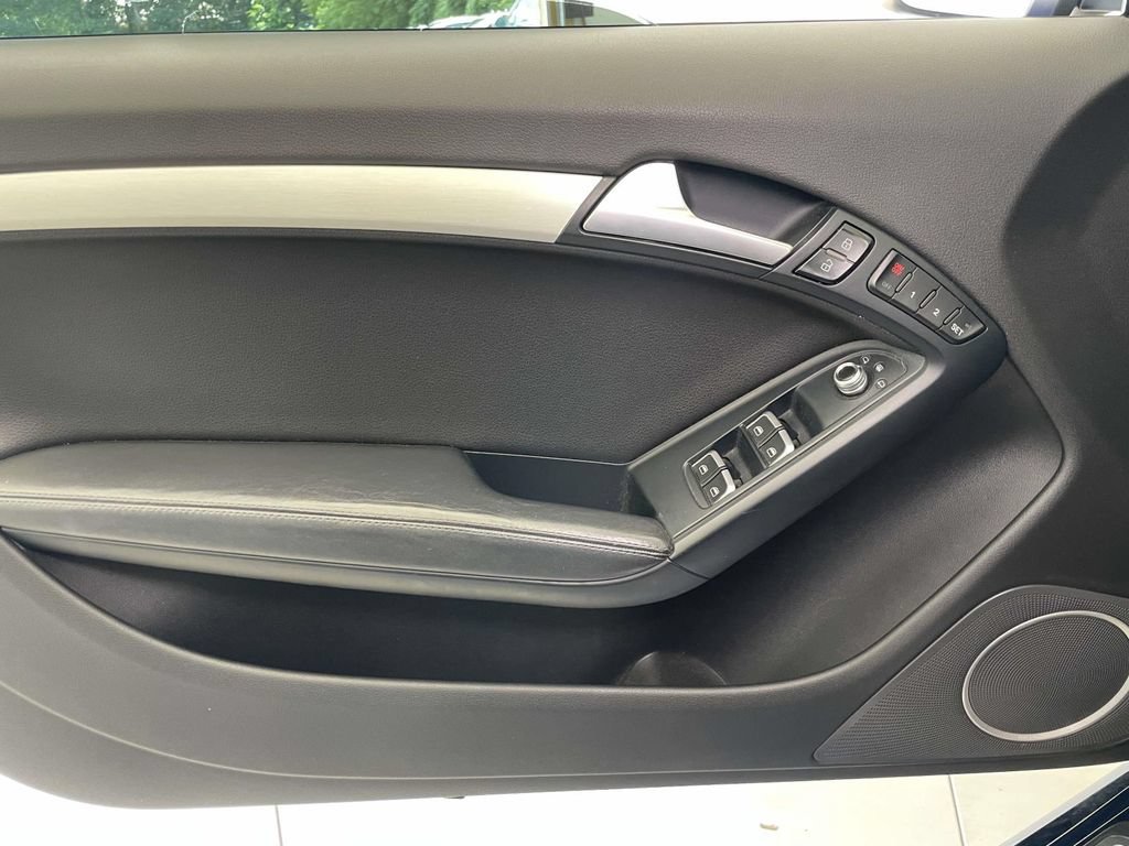 Used 2013 Audi S5 Prestige w/ Prestige Pkg AWD/4WD image 27