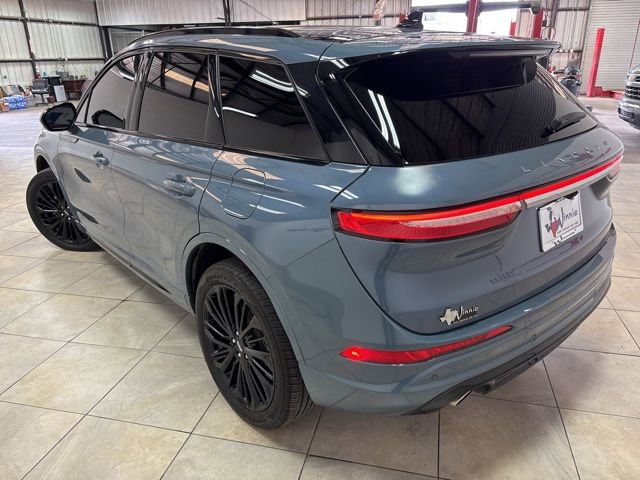 Used 2023 Lincoln Corsair Reserve w/ Jet Appearance Package image 10