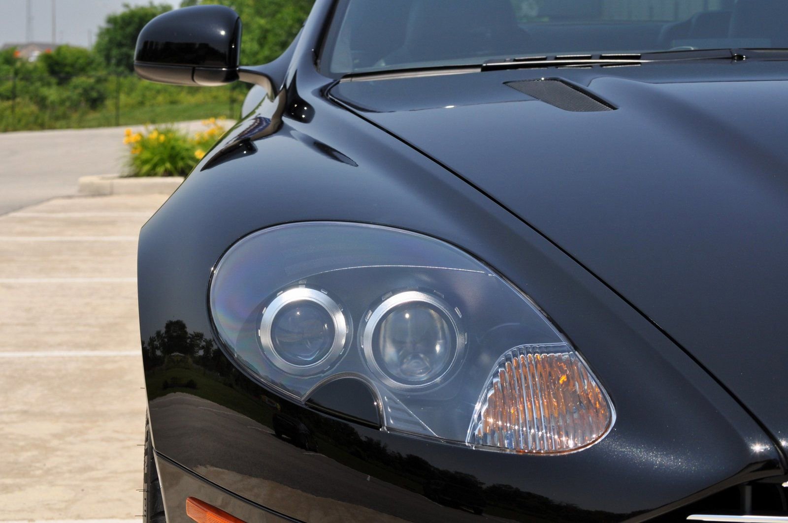 Used 2012 Aston Martin DB9 Volante image 29