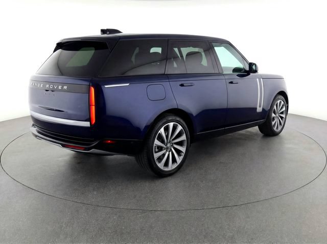 Certified 2025 Land Rover Range Rover SV AWD/4WD image 45