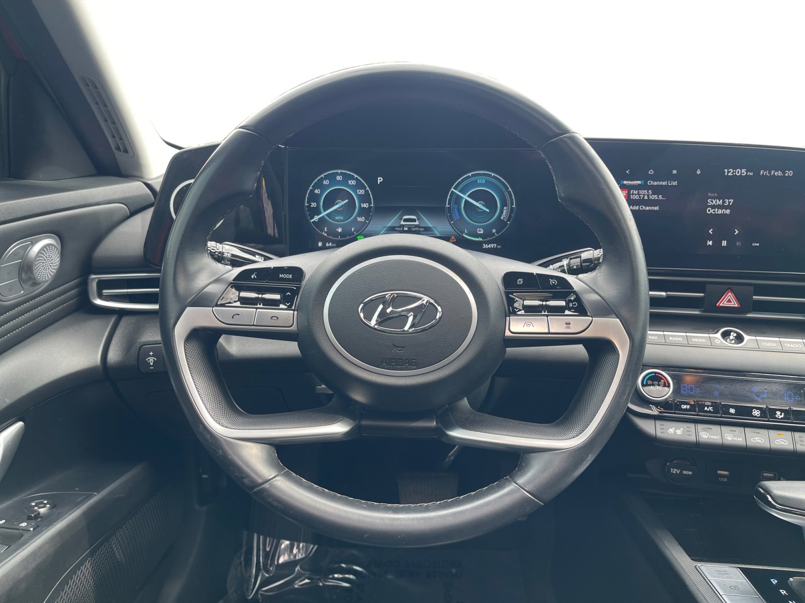 Used 2023 Hyundai Elantra Limited FWD image 12